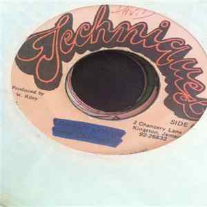 Thriller U - Mr. Lonely FLAC