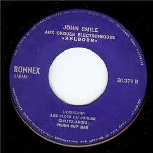 John Smile - Les Moines de St. Bernardin / Vie Namur Po To / El Doudou / L'accordeoneu / Valeureux Liegeois / L'oiseleur / Les Flots Du Danube / Cielito Lindo / Vienni Sur Mar FLAC